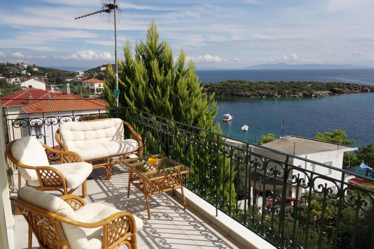 Marathos  Beach Front House With View מראה חיצוני תמונה